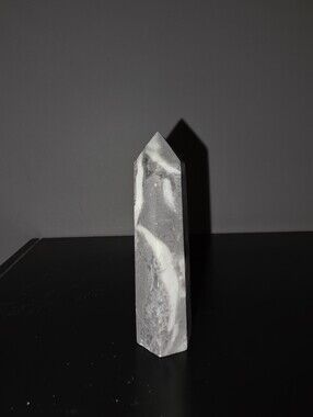 Shell Jasper Obelisk Tower 58g